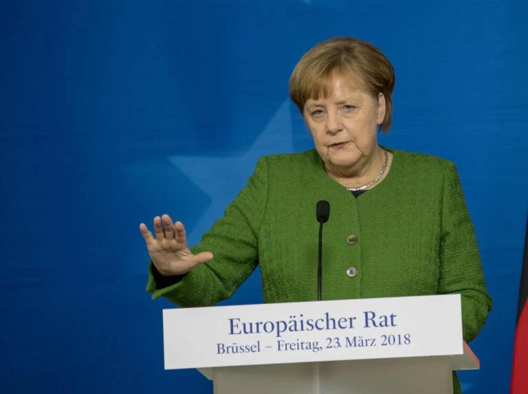 Η Μέρκελ «σνομπάρει» Ερντογάν και δεν πάει στην δεξίωση προς τιμήν του